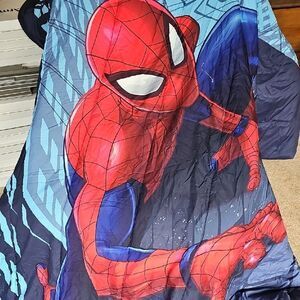 Spider-Man Kids Sheet & Comforter Set- Red and Blue